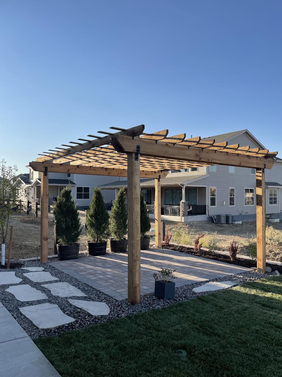 Beautiful Pergola & Patio Landscaping - Custom Outdoor Living Space